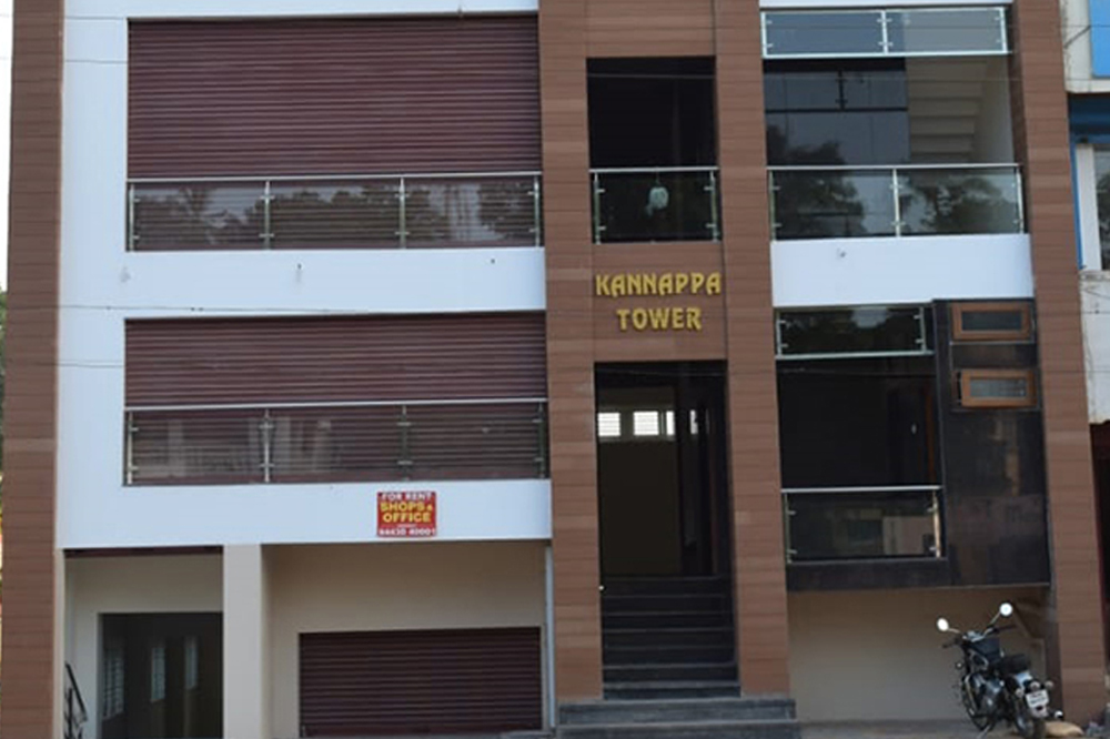 Kannappa Towers : 120 ft. College road, Near to Algappa University Arch, Karaikudi